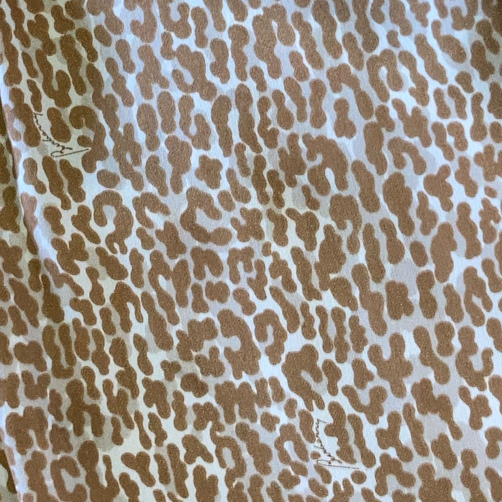 Classic Silk Burberry Leopard Cheetah 🦒 Animal Print skirt sz 4 - Picture 8 of 10